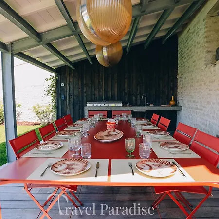 Saint Exupery Villa *